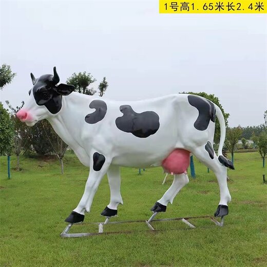 上海商場奶牛雕塑施工現場